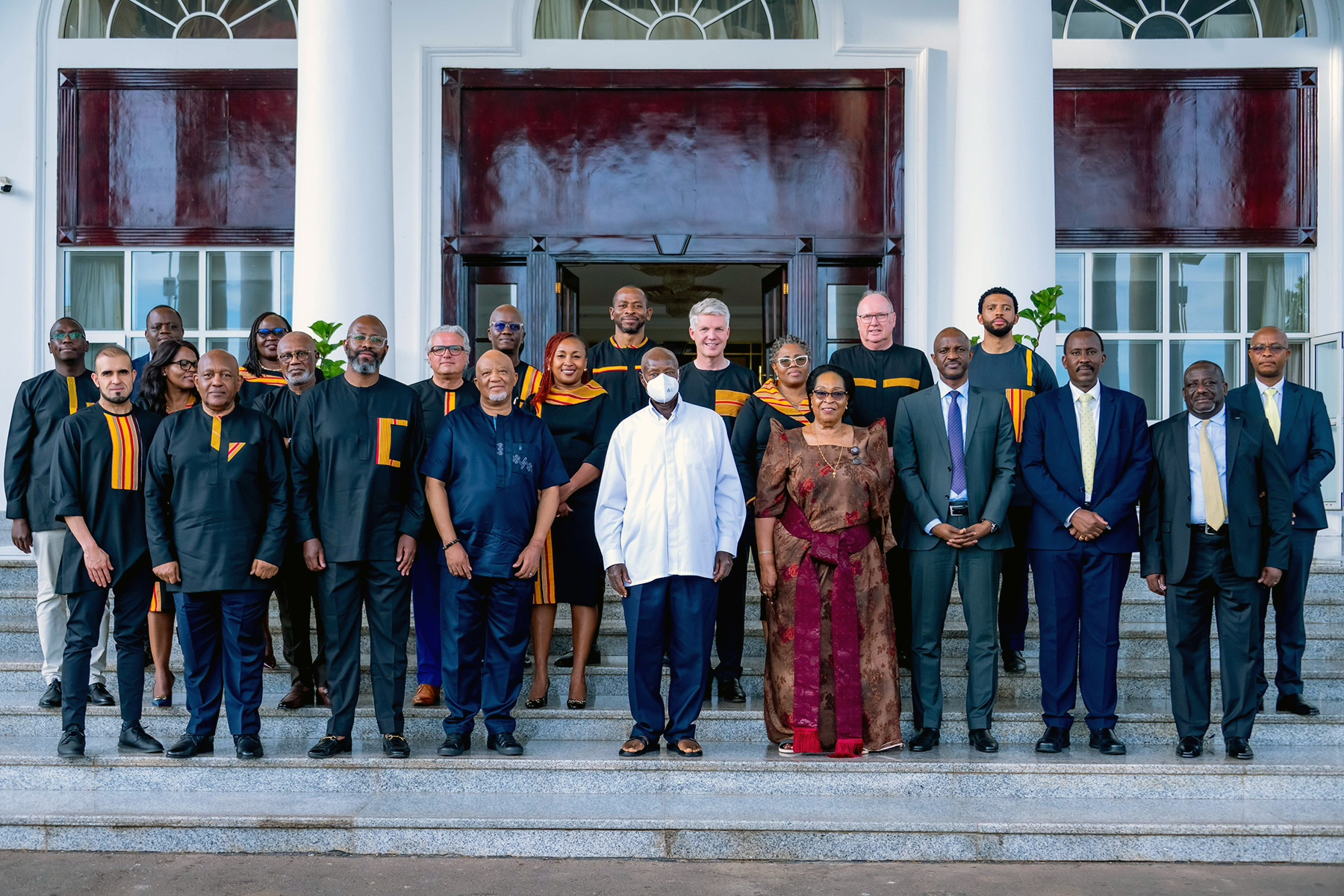 President Museveni meets MTN top bosses at Entebbe