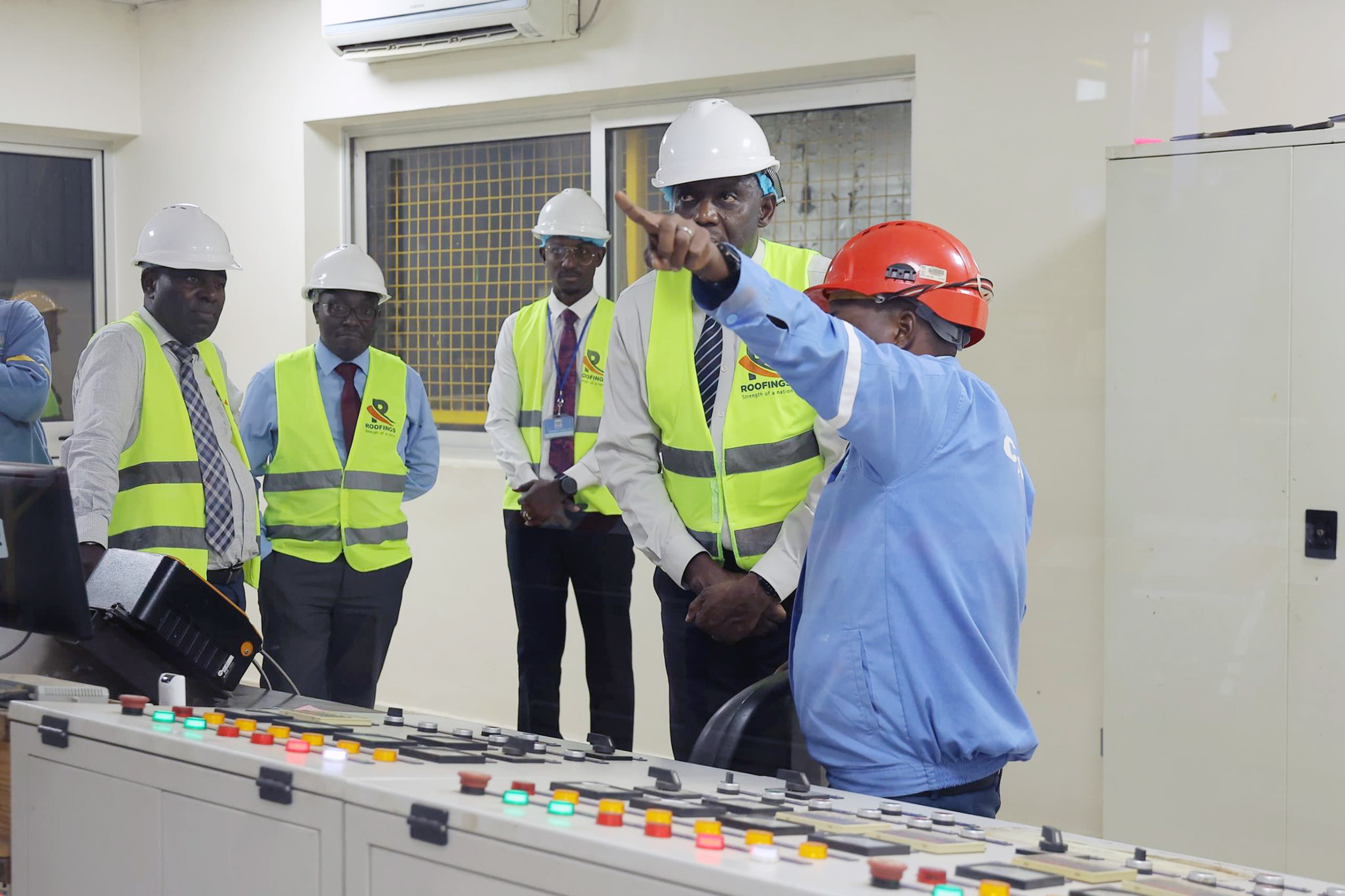 Central bank maintains key rate at 9.75% 